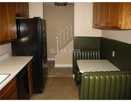 3114 South Pecos Road Las Vegas, NV 89121 - Photo 8 of 17 Kitchen.