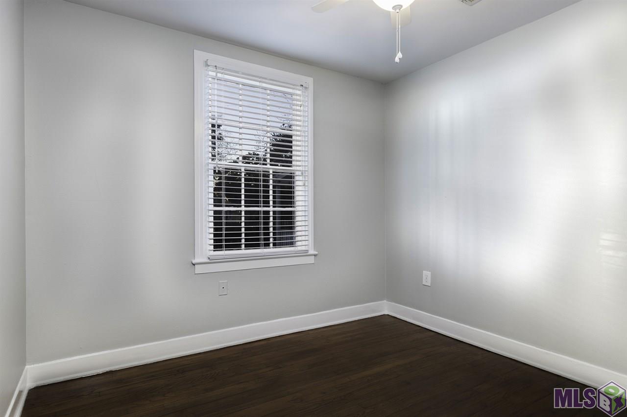 732 Franklin Street Baton Rouge, LA 70806 - Photo 15 of 20 Guest Bedroom