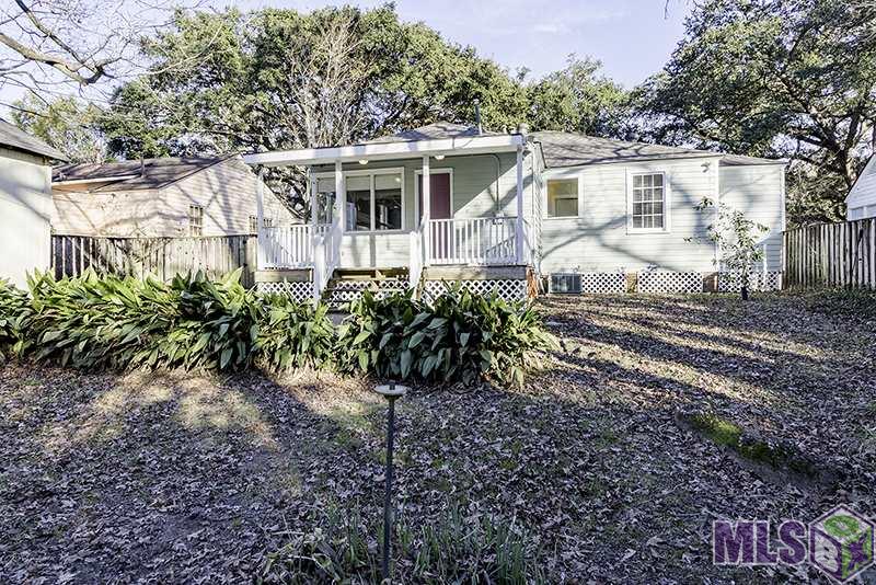 732 Franklin Street Baton Rouge, LA 70806 - Photo 20 of 20 Large Backyard / Complete with Privacy Fence
