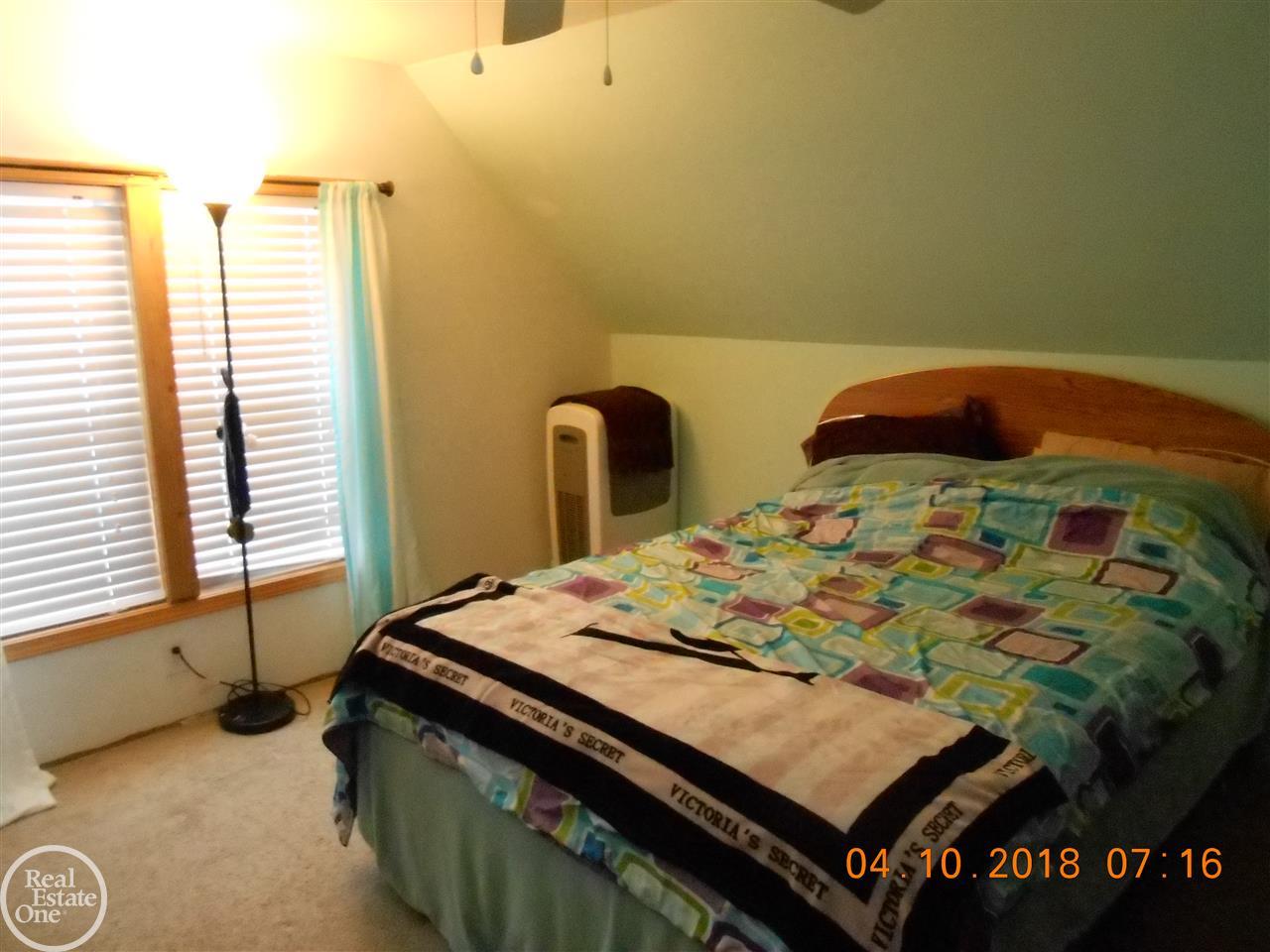 4170 Sheridan Line Road Croswell, MI 48422 - Photo 18 of 22 31344410-17.JPG