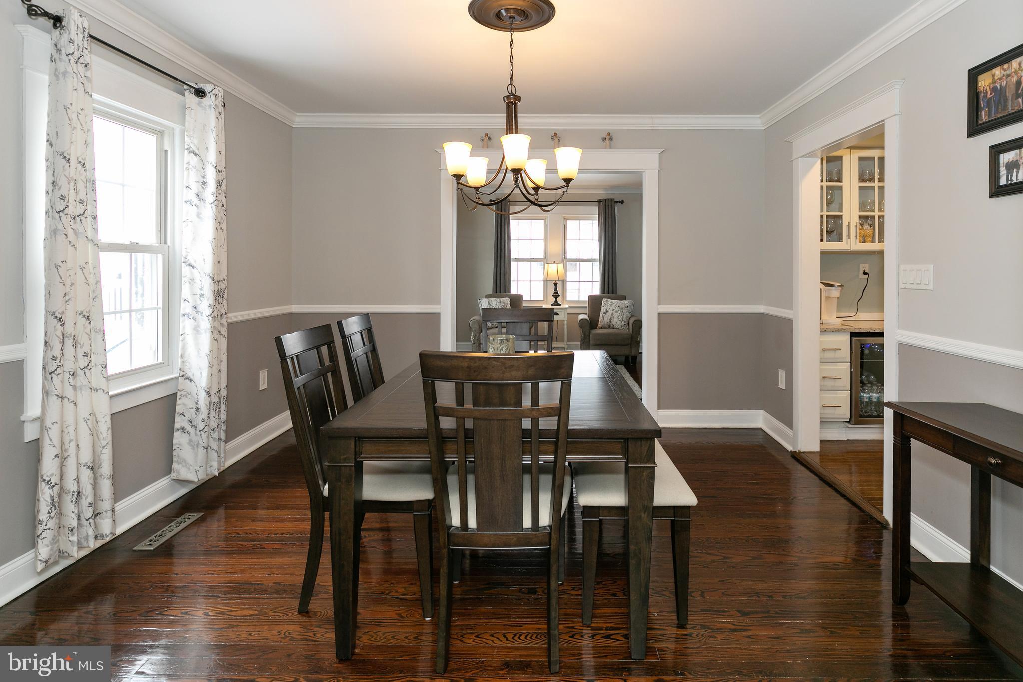 343 Harding Court Pitman, NJ 08071 - Photo 12 of 32 Dining room
