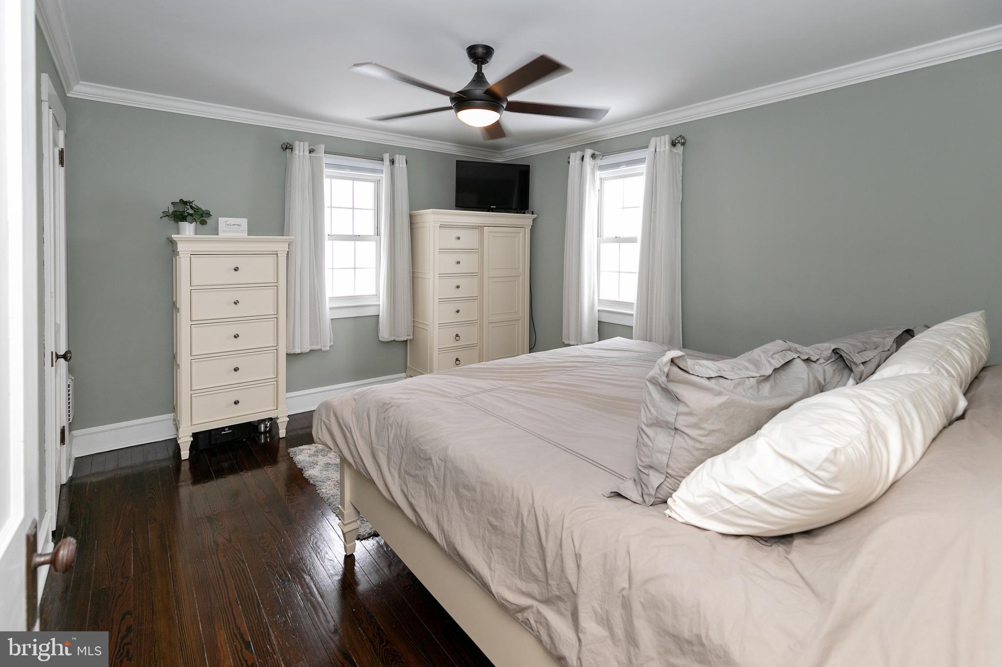 343 Harding Court Pitman, NJ 08071 - Photo 21 of 32 Master Bedroom with ceiling fan