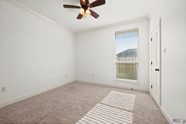 $2,150 | 17514 Lake Willow Avenue, Baton Rouge, LA 70817