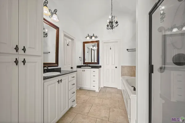 $2,150 | 17514 Lake Willow Avenue, Baton Rouge, LA 70817