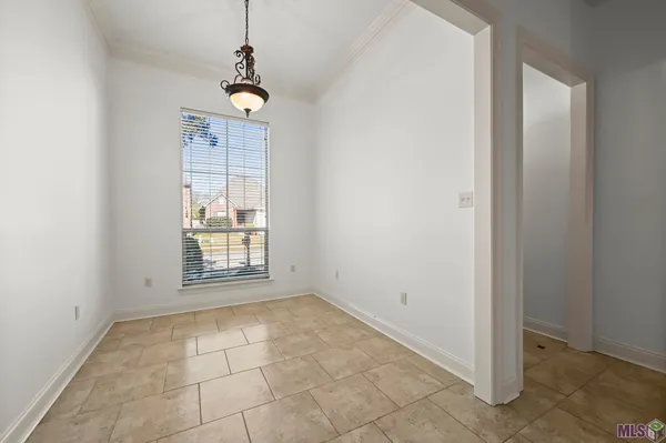 $2,150 | 17514 Lake Willow Avenue, Baton Rouge, LA 70817