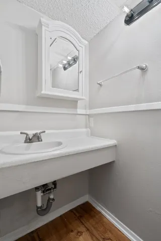 $799 | 4103 Speedway, Unit 105, Austin, TX 78751