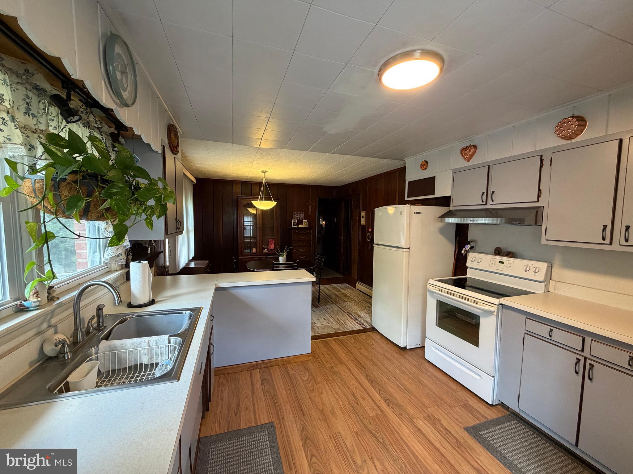 433 Juliustown Pemberton Road Juliustown, NJ 08022 - Photo 5 of 13
