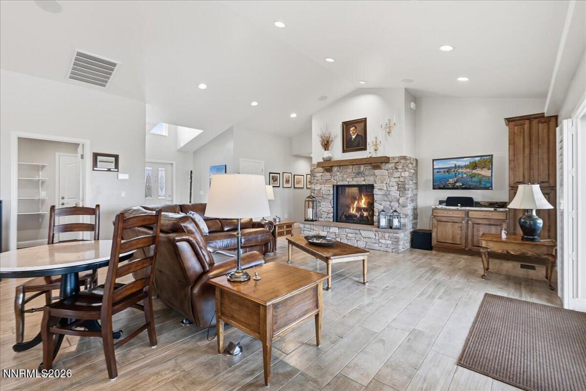 155 Brandon Ranch Court Reno, NV 89510 - Photo 10 of 39 11-DSC_6074