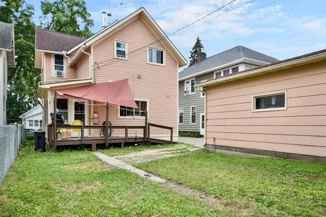 $269,000 | 718 West Wabasha Street, Winona, MN 55987