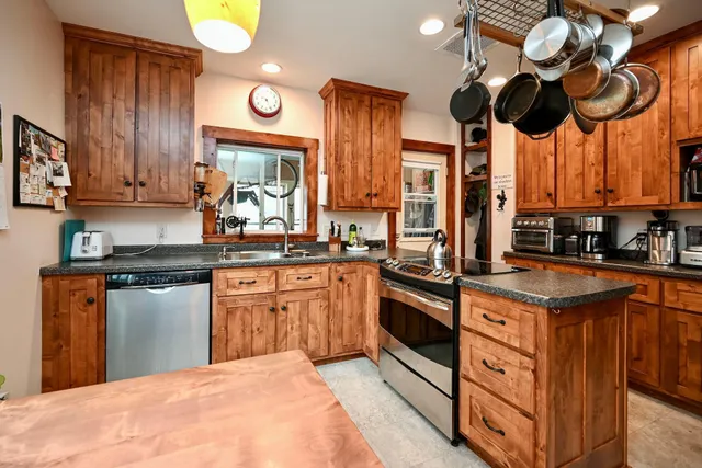 $269,000 | 718 West Wabasha Street, Winona, MN 55987