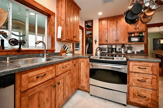 $269,000 | 718 West Wabasha Street, Winona, MN 55987