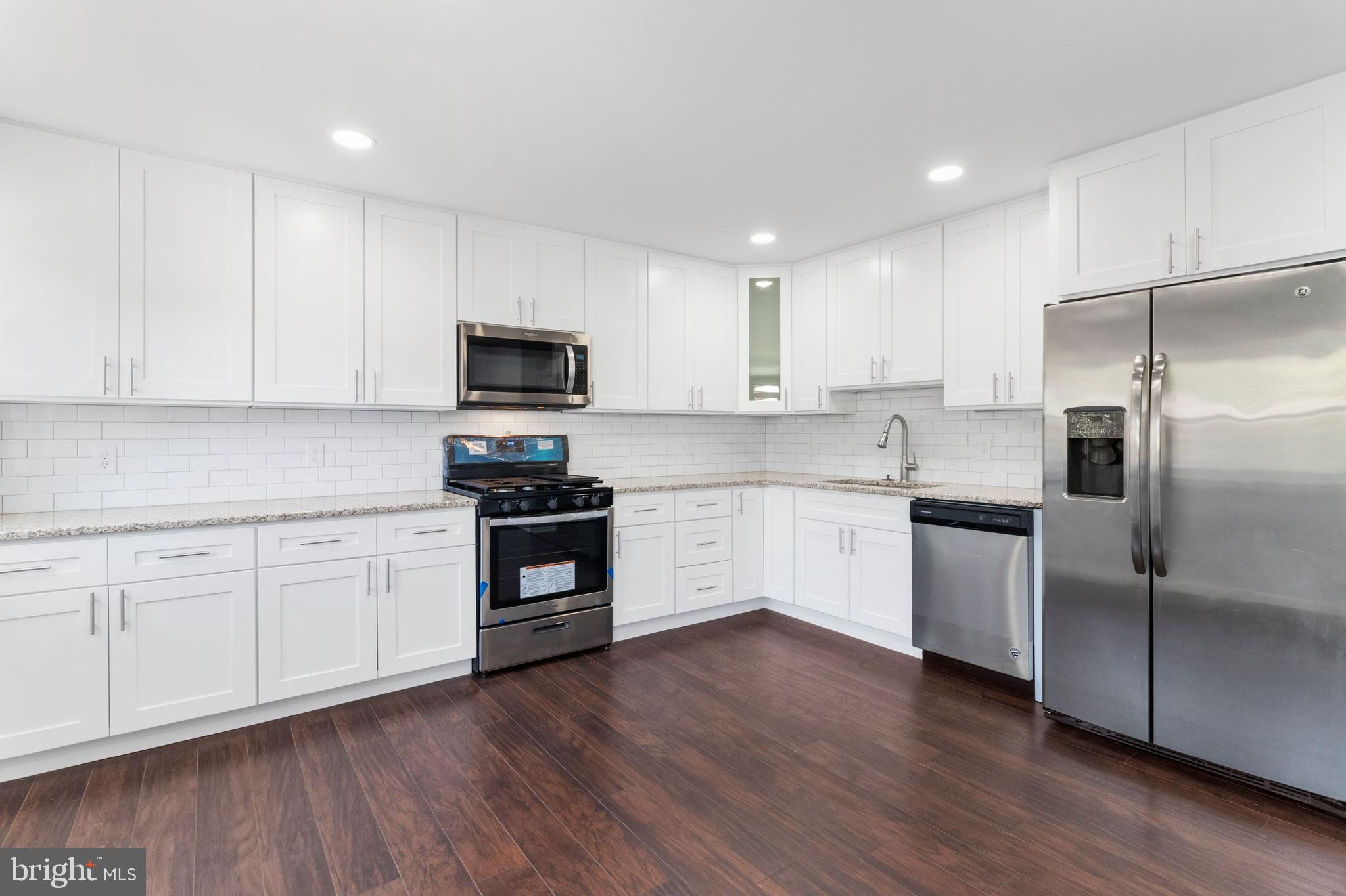 12309 Medford Road Philadelphia, PA 19154 - Photo 2 of 27