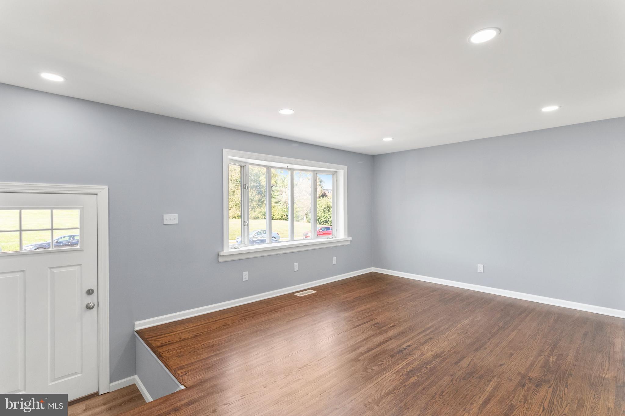 12309 Medford Road Philadelphia, PA 19154 - Photo 8 of 27