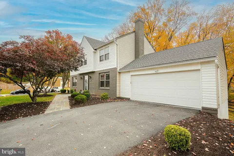 $795,000 | 3800 Cherry Valley Drive, Olney, MD 20832