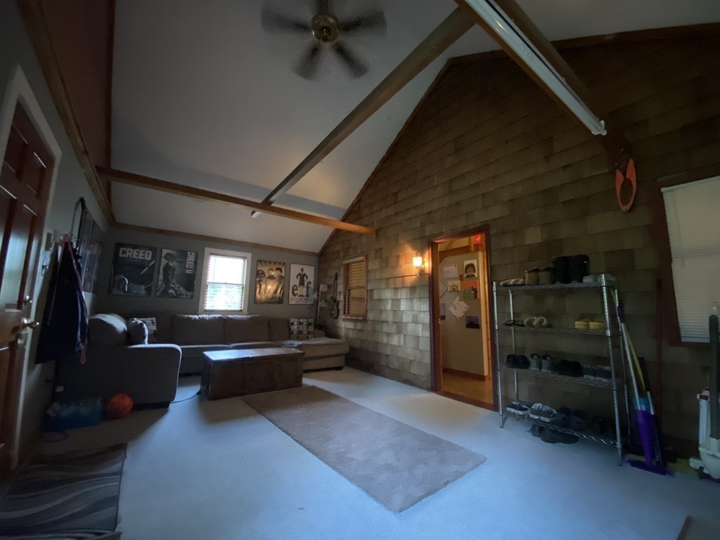 113 Old Southbridge Road Dudley, MA 01571 - Photo 9 of 21 Gallery Image 9