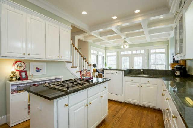 1554 Neelys Bend Road Madison, TN 37115 - Photo 13 of 20 Gallery Image 13