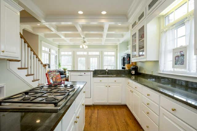 1554 Neelys Bend Road Madison, TN 37115 - Photo 14 of 20 Gallery Image 14
