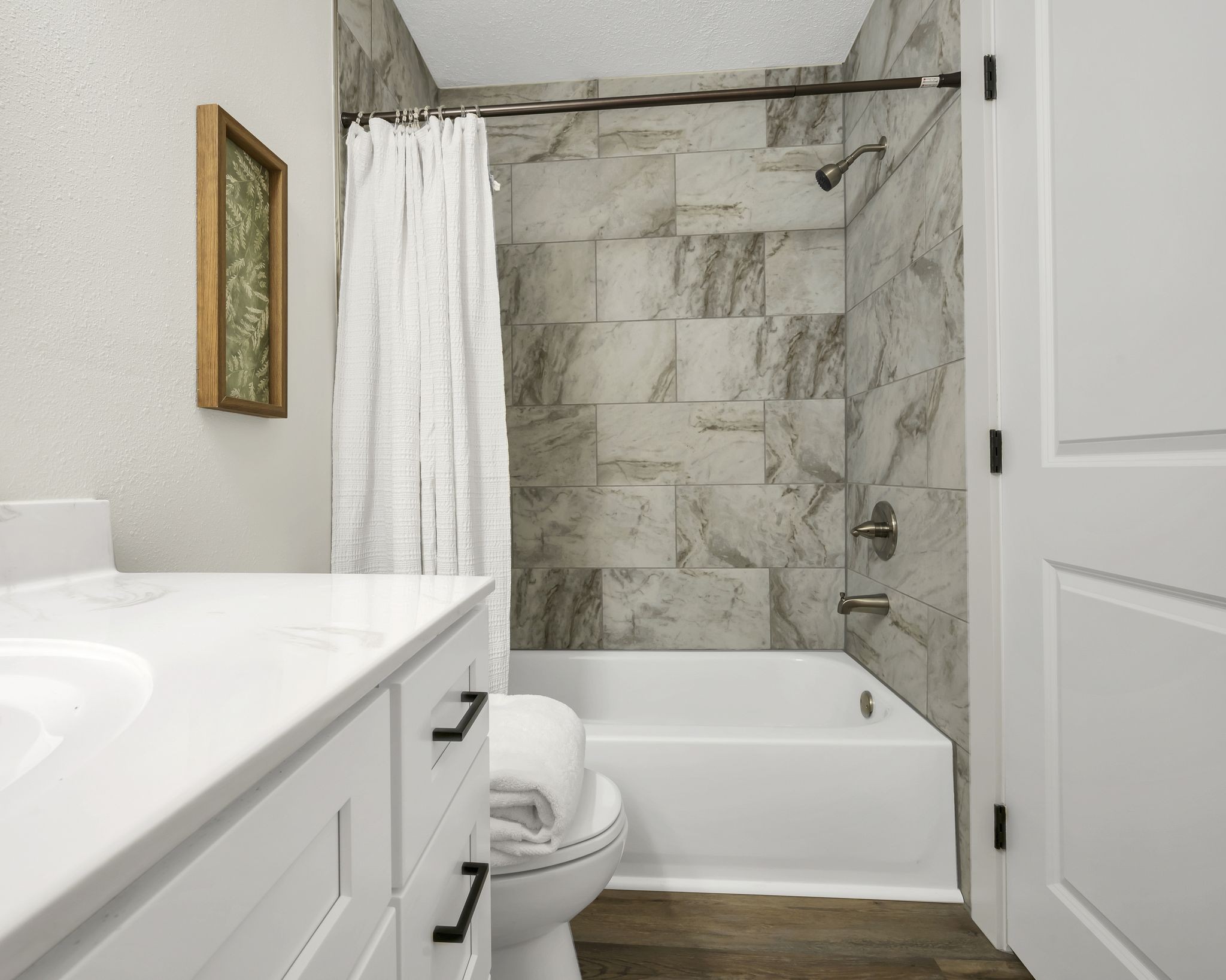 100 Brook Drive Dickson, TN 37055 - Photo 15 of 23 a bathroom with a sink a toilet and a bathtub