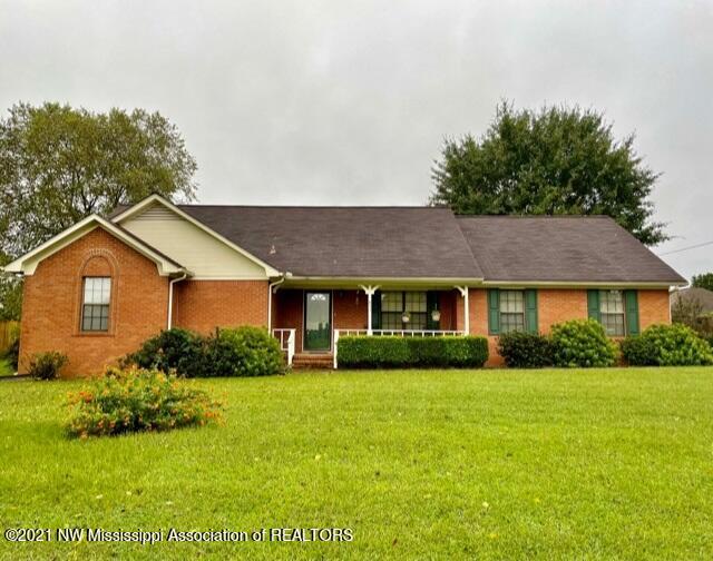 853 Browns Ferry Road Senatobia, MS 38668 - Photo 1 of 44 IMG_4850