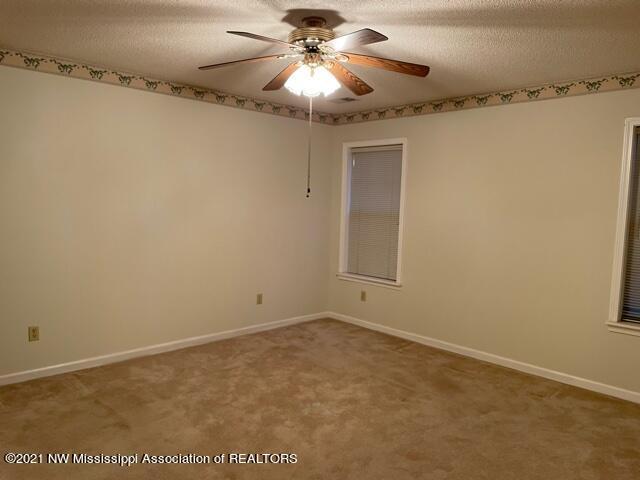 853 Browns Ferry Road Senatobia, MS 38668 - Photo 18 of 44 IMG_4900