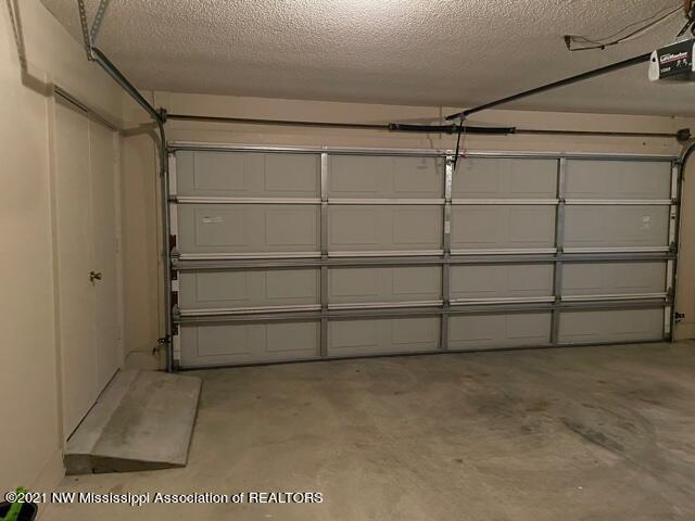 853 Browns Ferry Road Senatobia, MS 38668 - Photo 33 of 44 IMG_4908
