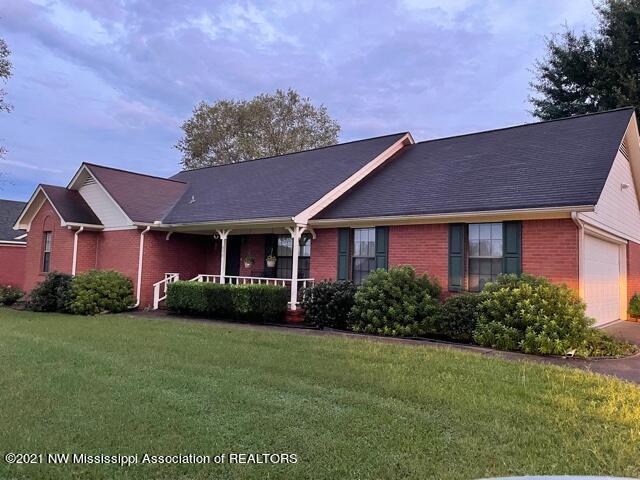 853 Browns Ferry Road Senatobia, MS 38668 - Photo 5 of 44 IMG_4912