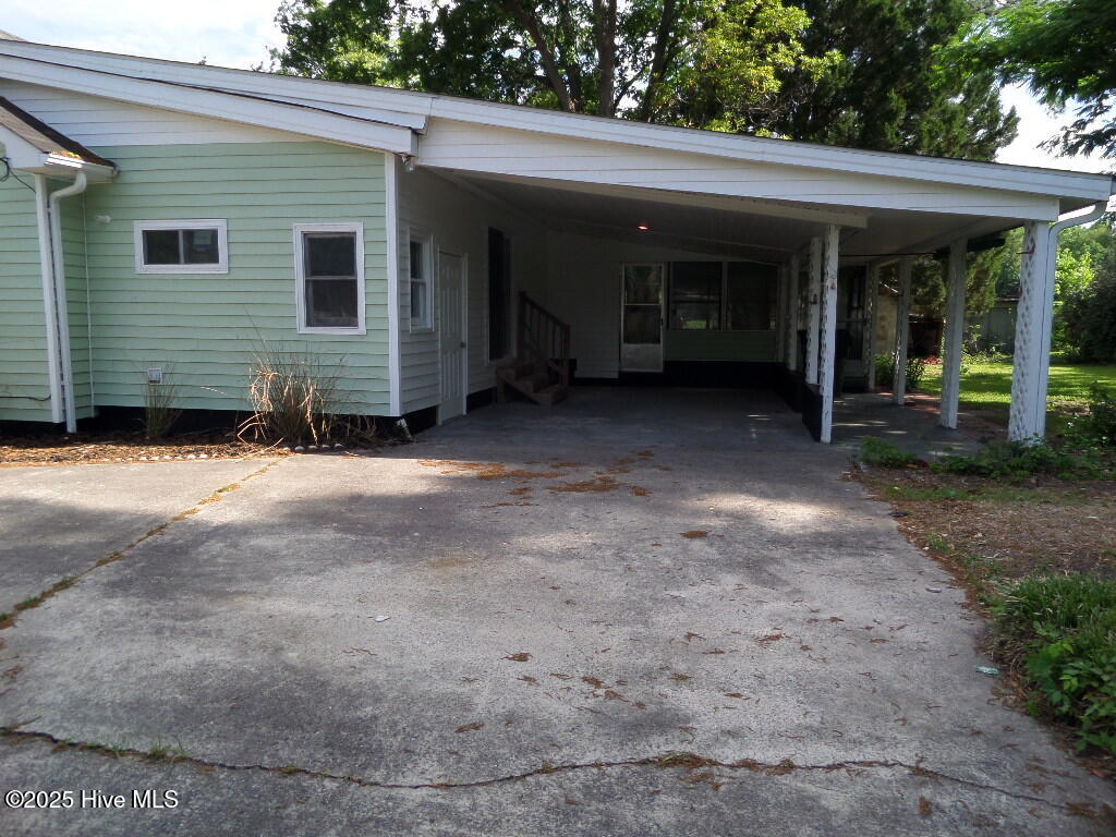 108 Swan Point Road Bayboro, NC 28515 - Photo 4 of 44 SAM_7381