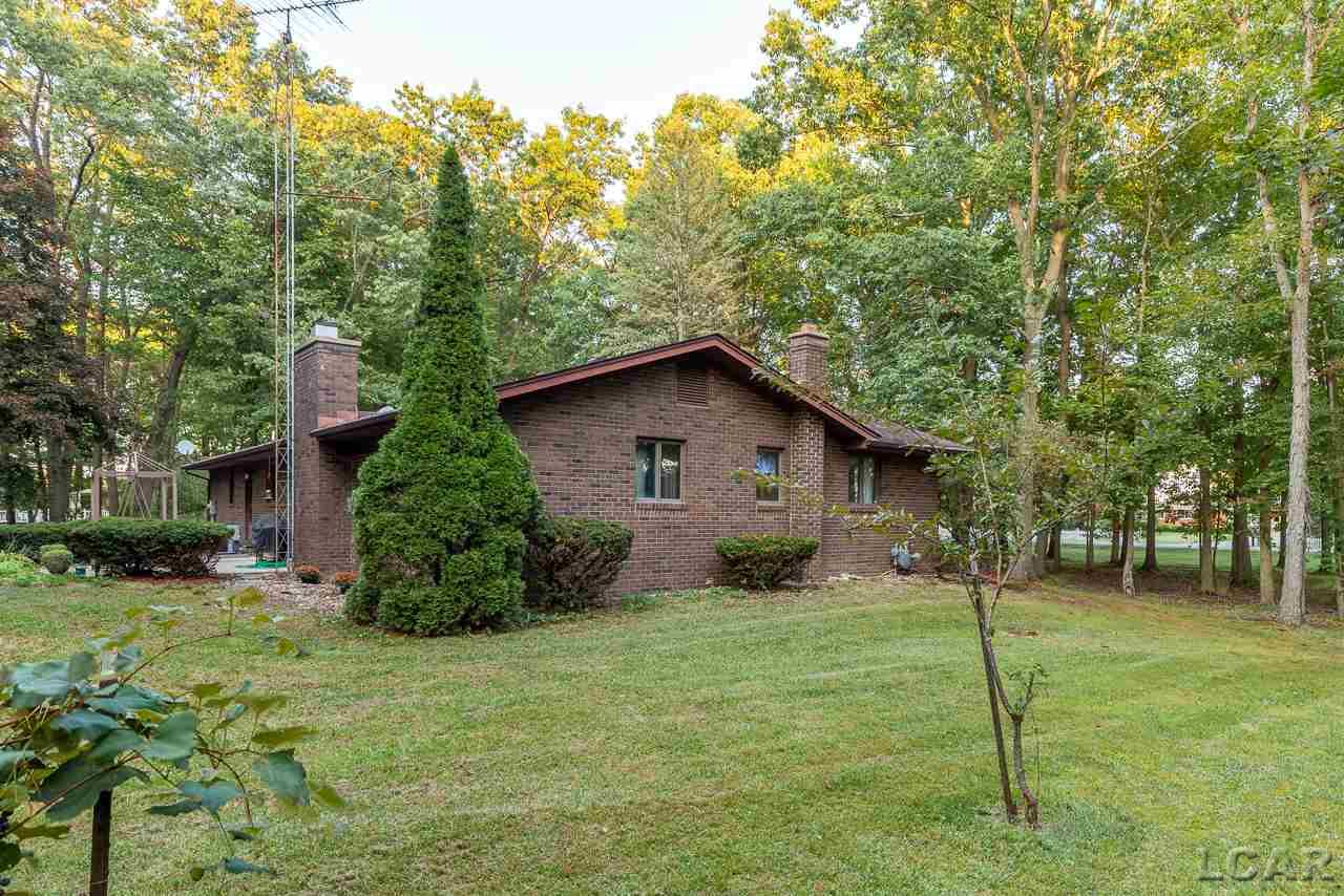 1423 North Raisinville Road Monroe, MI 48162 - Photo 25 of 32 31393974-28.JPG