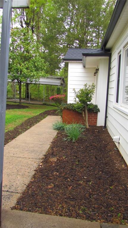 17 Ruth Avenue Newton, NC 28658 - Photo 8 of 32 Gallery Image 8