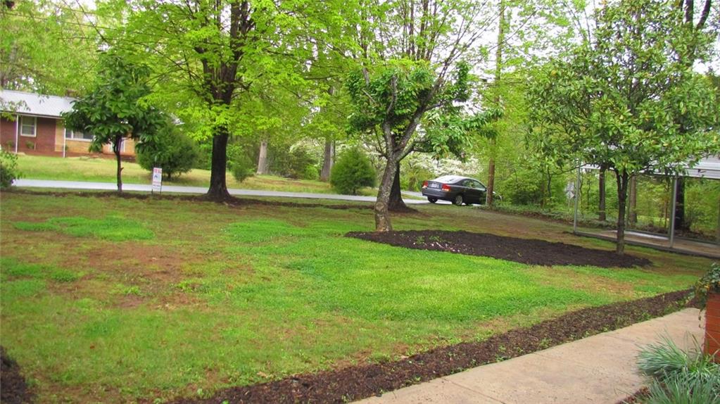 17 Ruth Avenue Newton, NC 28658 - Photo 9 of 32 Gallery Image 9