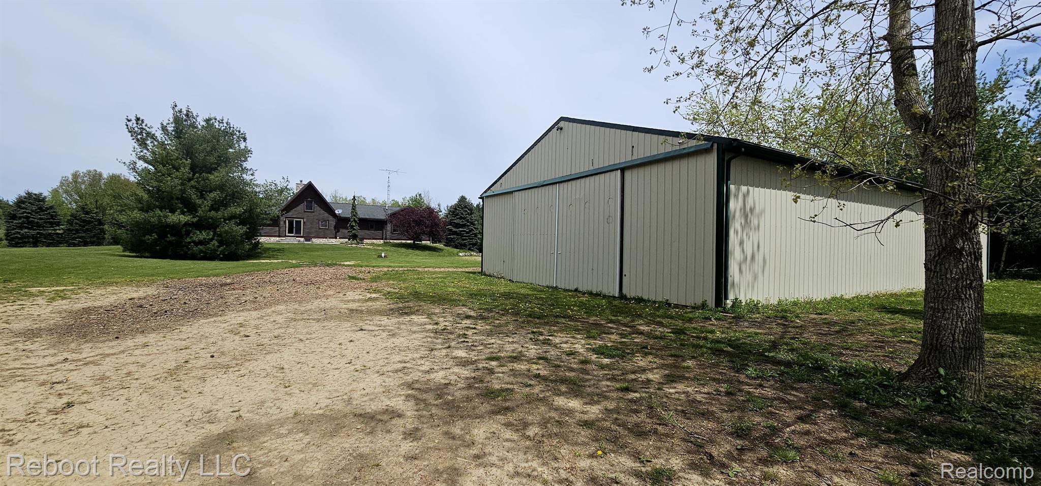 12935 Metcalf Road Emmett, MI 48022 - Photo 50 of 54 Gallery Image 50