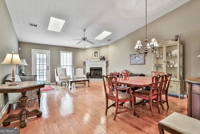 $249,000 | 280 Wilbanks Drive, Fayetteville, GA 30215