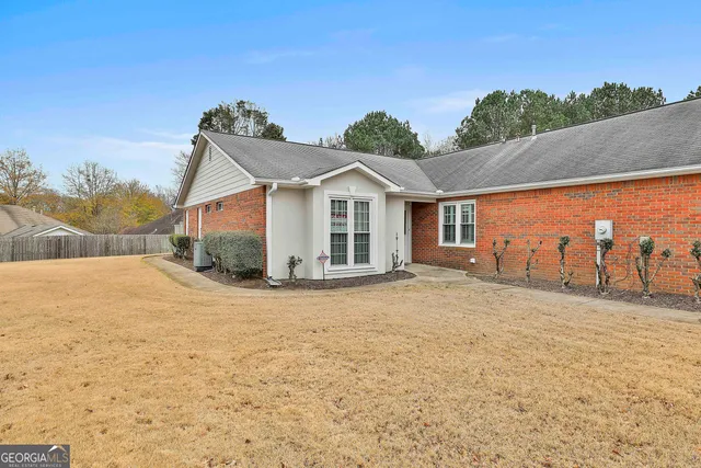 $249,000 | 280 Wilbanks Drive, Fayetteville, GA 30215