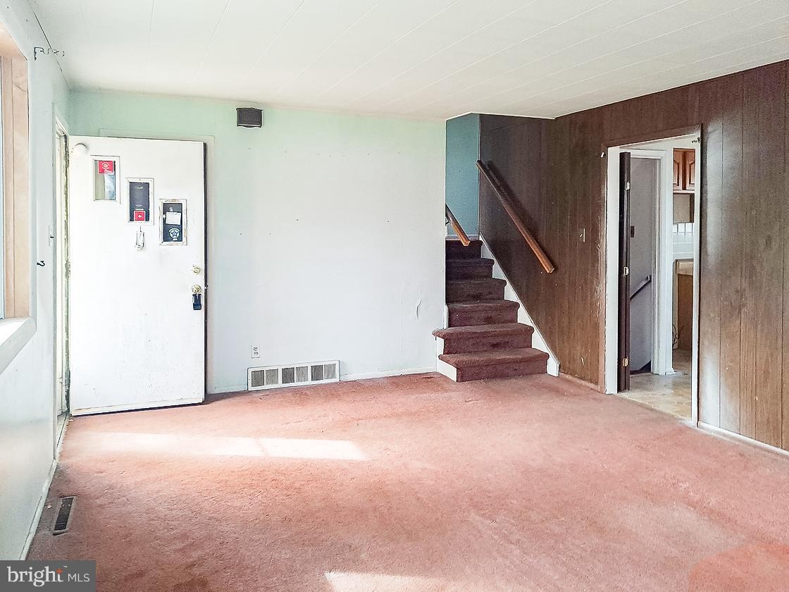811 Rancocas Avenue Riverside, NJ 08075 - Photo 4 of 19