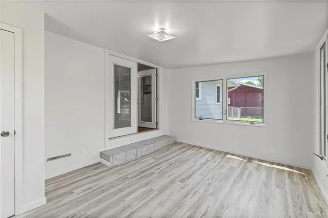 $300,000 | 207 Kristine Avenue, Clinton, MO 64735