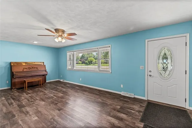 $300,000 | 207 Kristine Avenue, Clinton, MO 64735