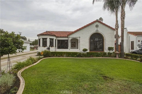 $734,900 | 4600 Merrill Avenue, Riverside, CA 92506