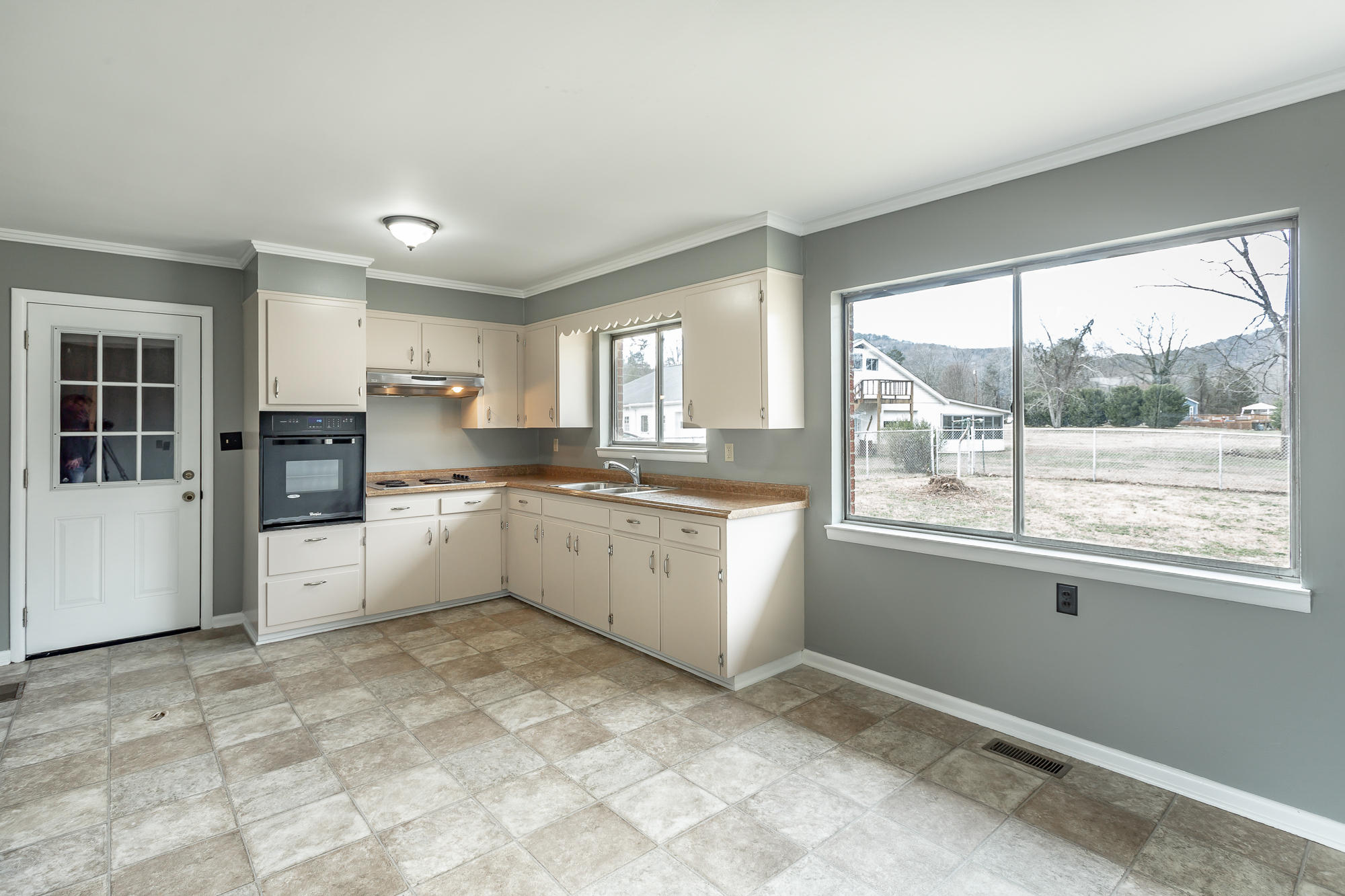 11682 Walker Road Soddy Daisy, TN 37379 - Photo 11 of 26 Kitchen