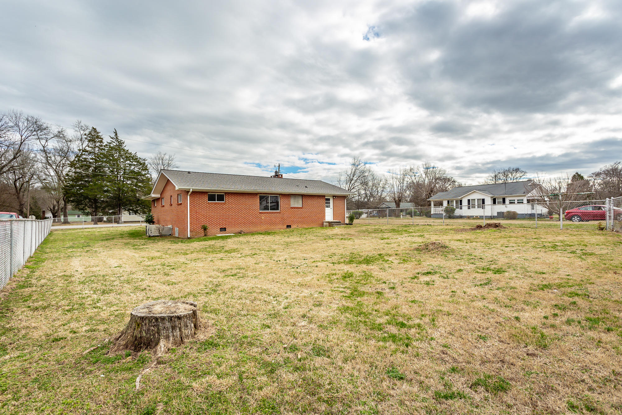 Large Fenced Back Yard