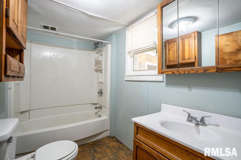 1500 North 13th Street Herrin, IL 62948 - Photo 13 of 19