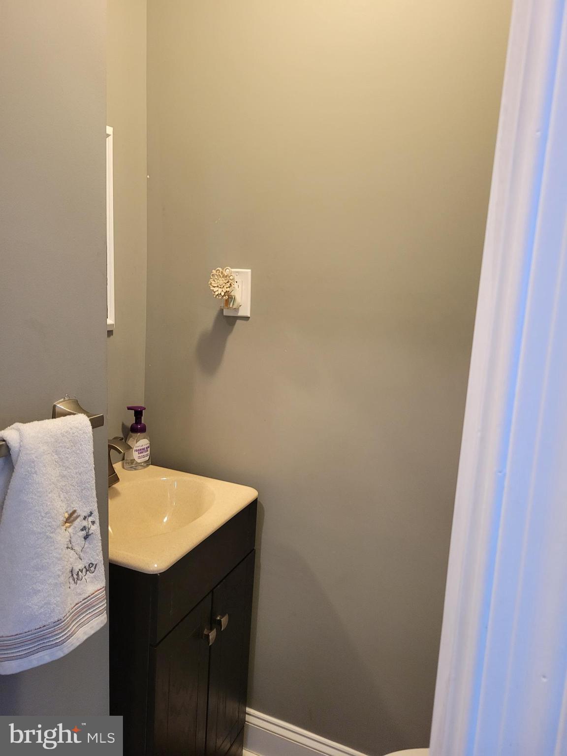 12028 Covert Road Philadelphia, PA 19154 - Photo 27 of 49 Gallery Image 27