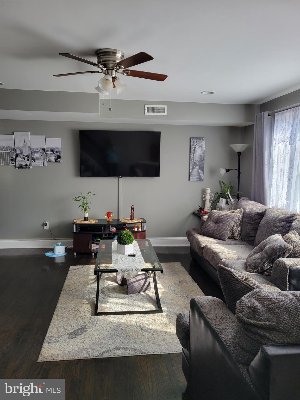 12028 Covert Road Philadelphia, PA 19154 - Photo 7 of 49 Gallery Image 7