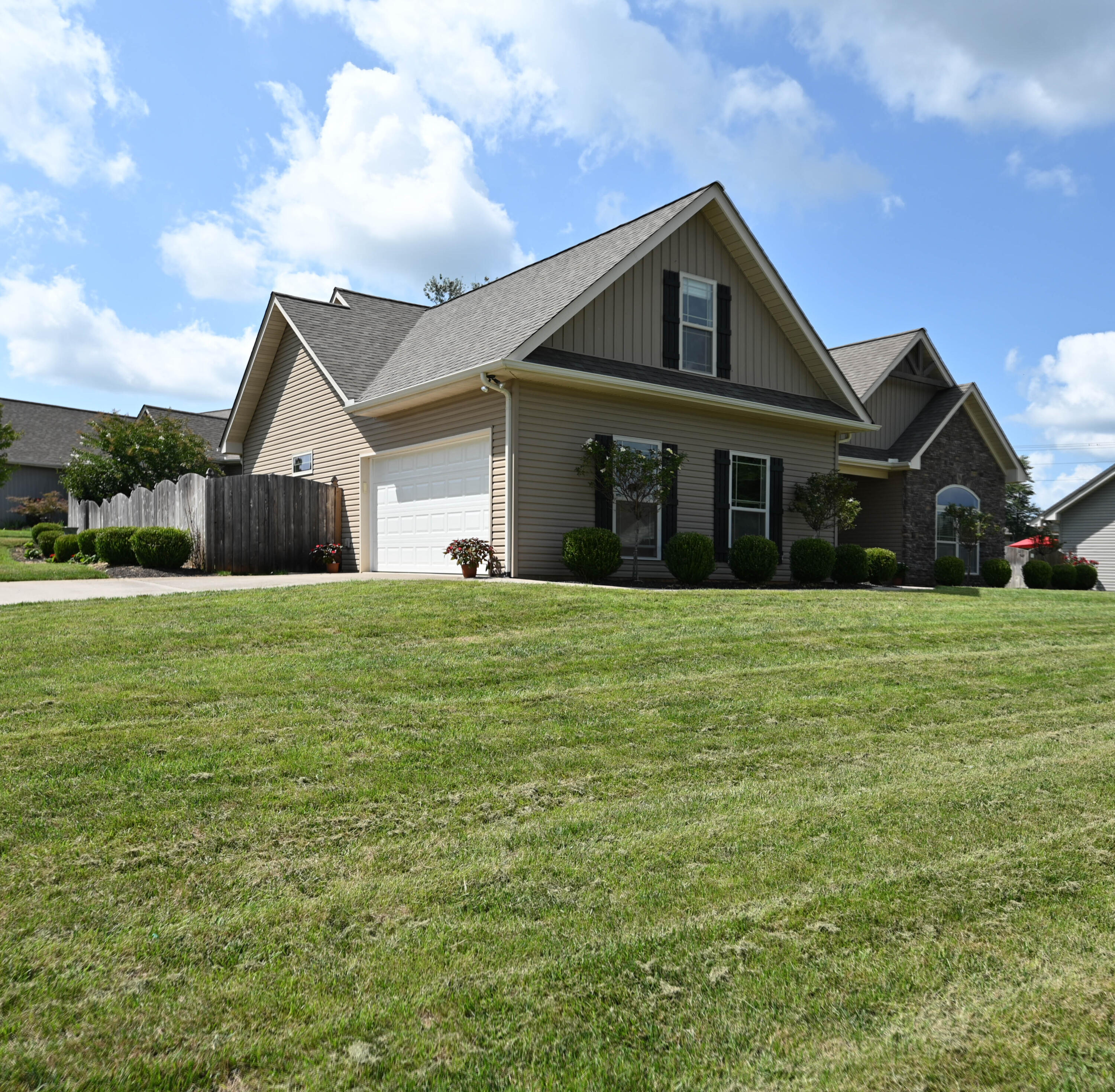 13101 Clear Ridge Road Knoxville, TN 37922 - Photo 3 of 34 DSC_8563
