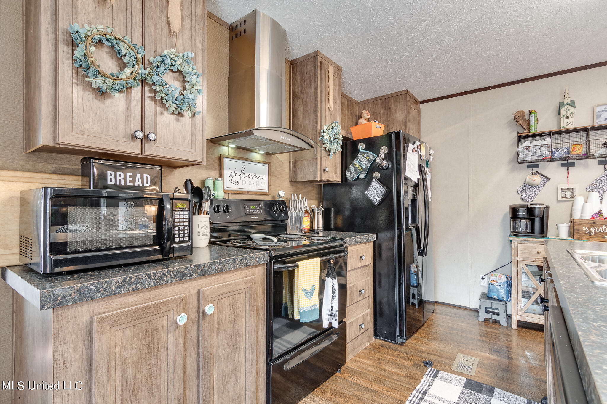 325 Young Road Byhalia, MS 38611 - Photo 8 of 29 325 Young Road-18