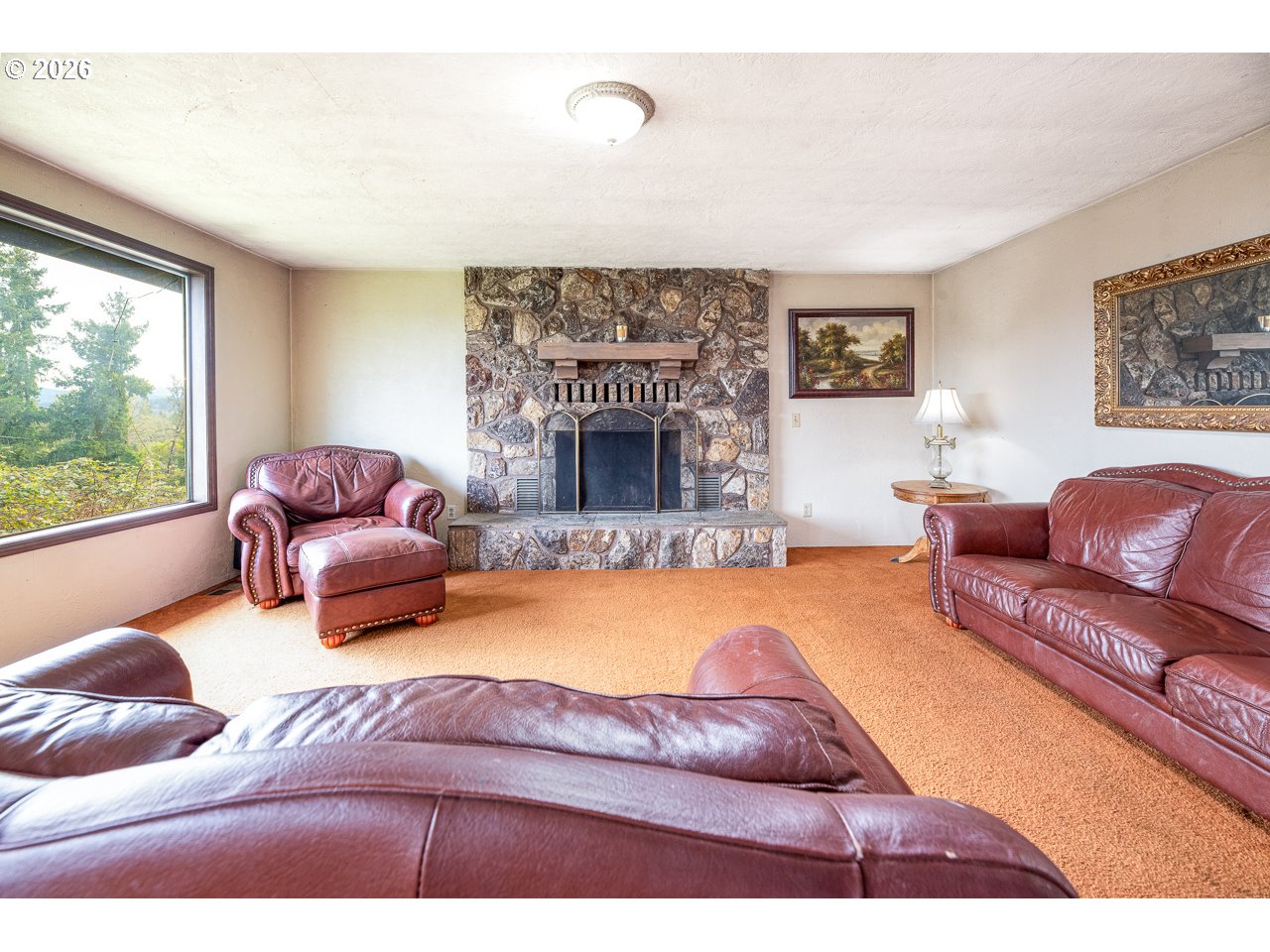 31514 Berlin Road Lebanon, OR 97355 - Photo 10 of 47 Living Room