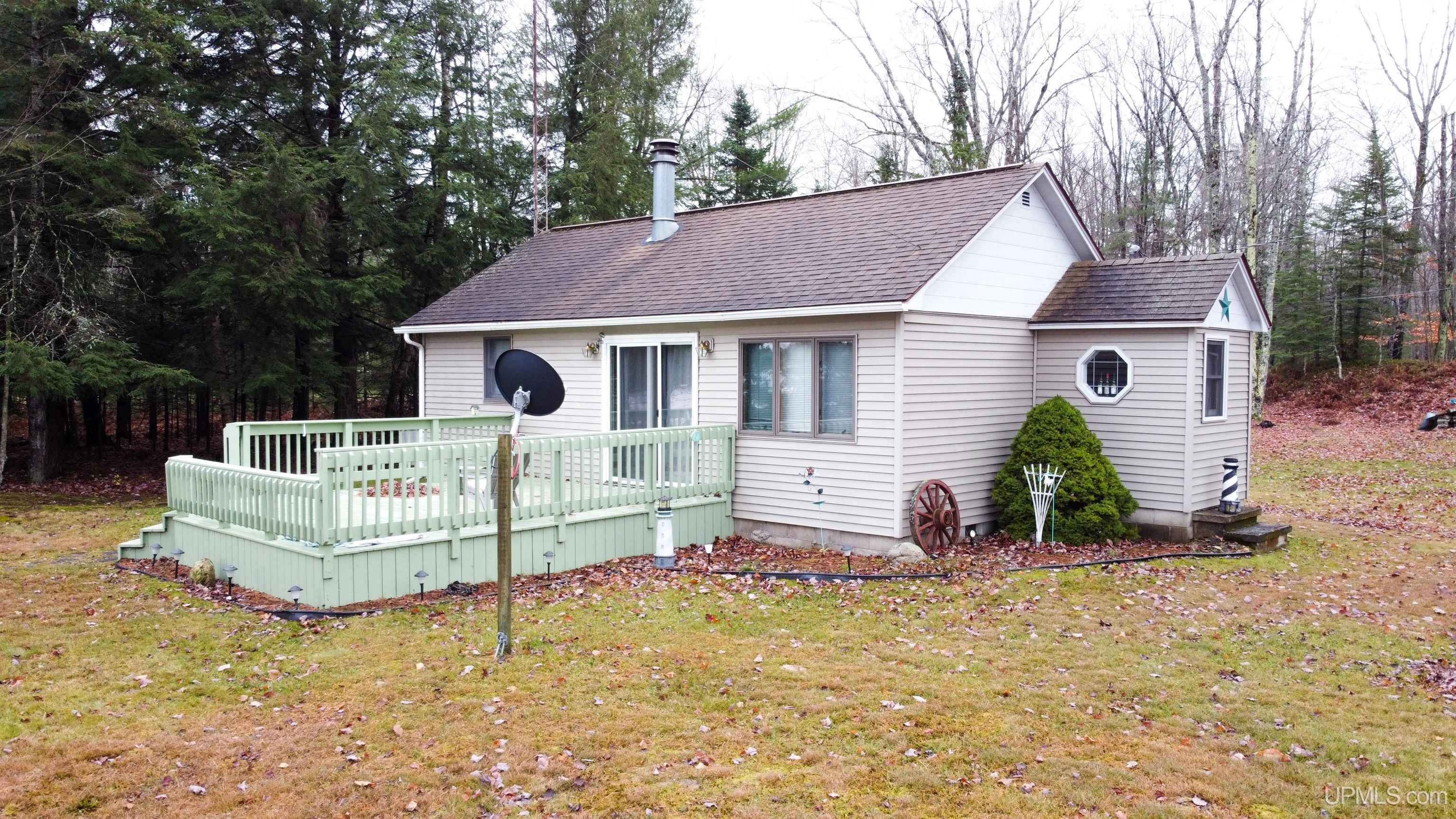 624 N West Gulliver Lake Road Gulliver, MI 49840 - Photo 1 of 39