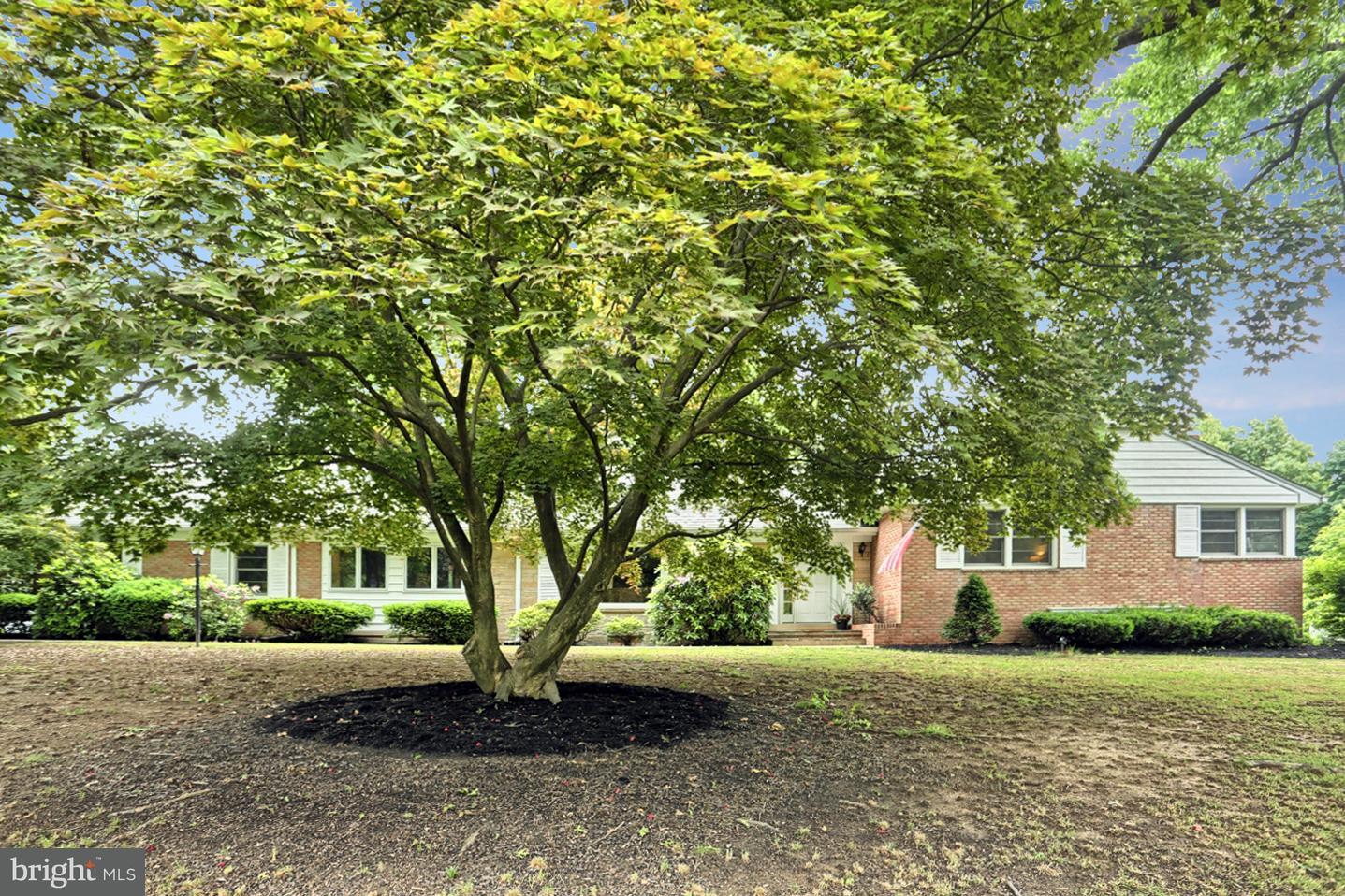 4346 Crestview Road Harrisburg, PA 17112 - Photo 1 of 57 Gallery Image 1