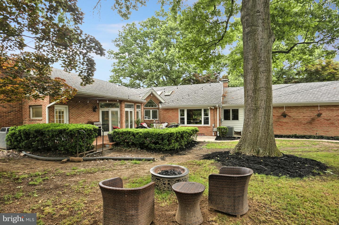 4346 Crestview Road Harrisburg, PA 17112 - Photo 11 of 57 Gallery Image 11
