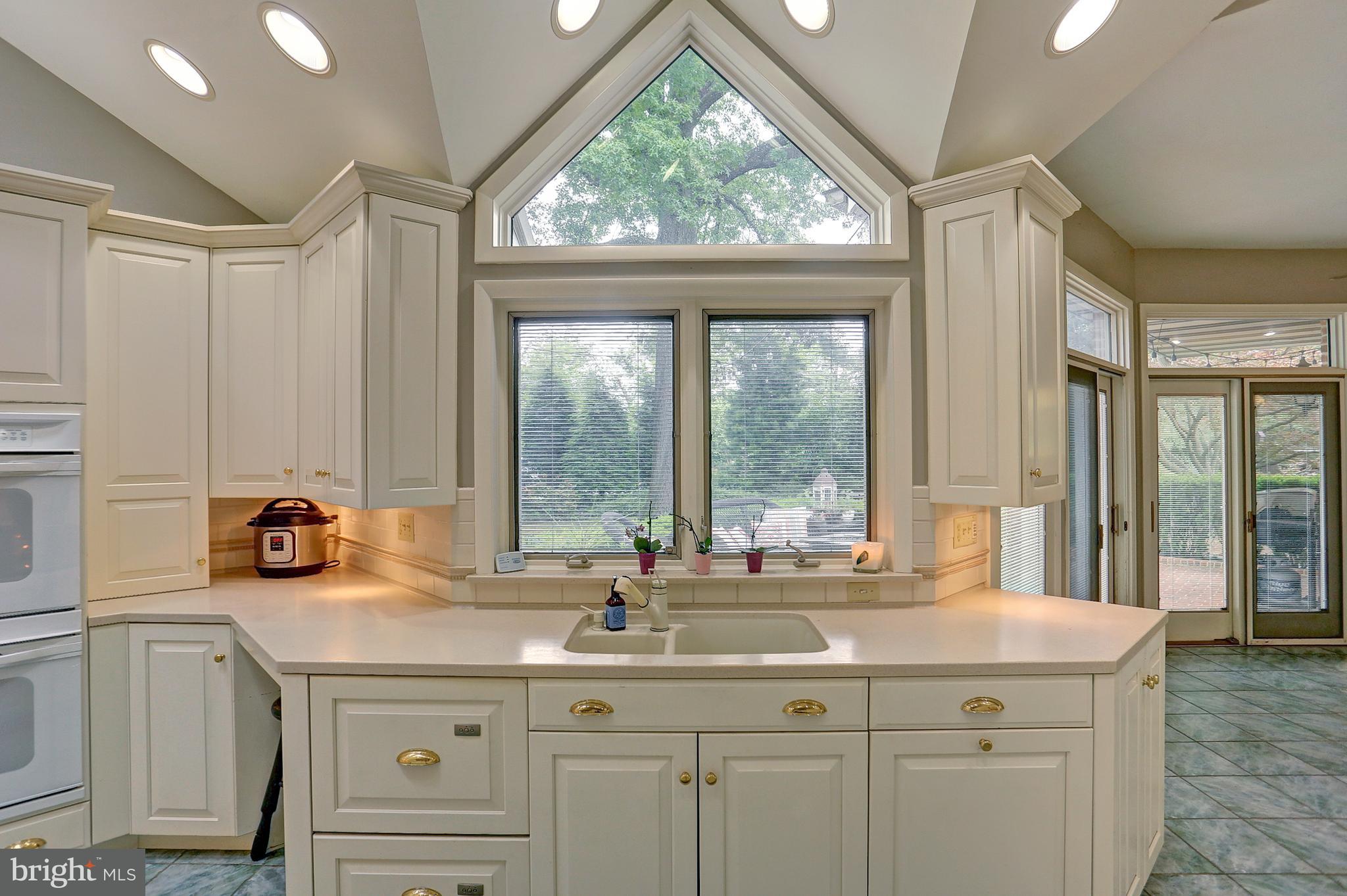 4346 Crestview Road Harrisburg, PA 17112 - Photo 20 of 57 Gallery Image 20