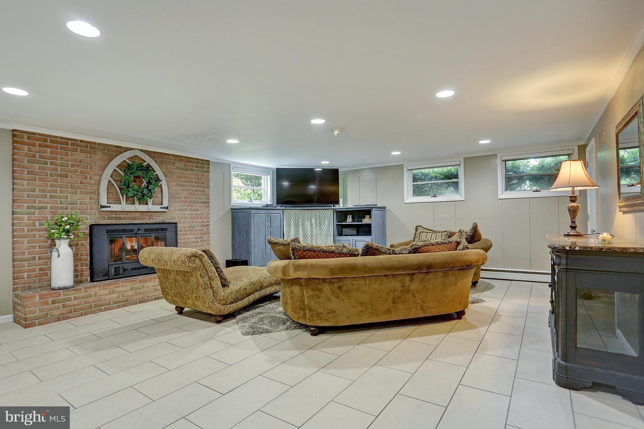 4346 Crestview Road Harrisburg, PA 17112 - Photo 53 of 57 Gallery Image 53